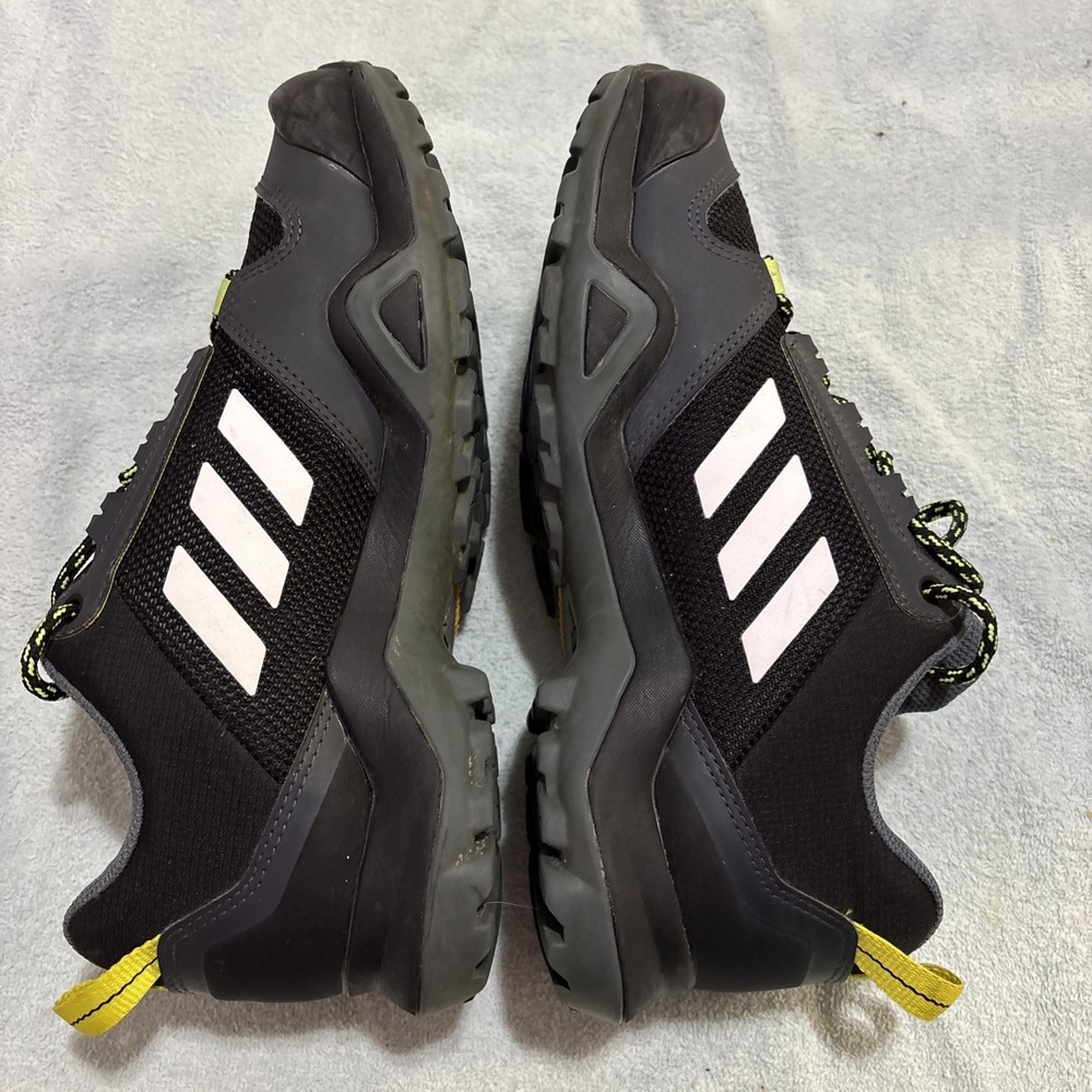 adidas outdoor Men's Terrex AX3 Hiking Boot, Black/White/Acid Yellow Size 7 - Picture 5 of 7